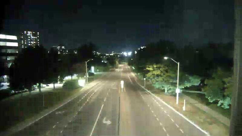 Traffic camera image at 2025-08-25 02:05:38