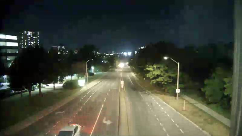 Traffic camera image at 2025-08-25 02:15:38