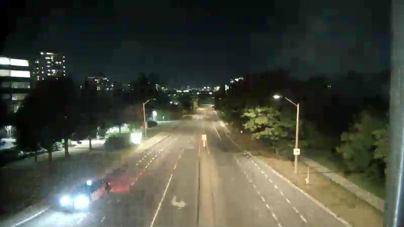Traffic camera image at 2025-08-25 03:00:42