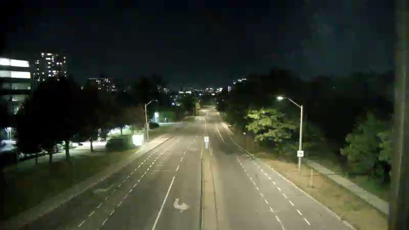 Traffic camera image at 2025-08-25 03:25:50