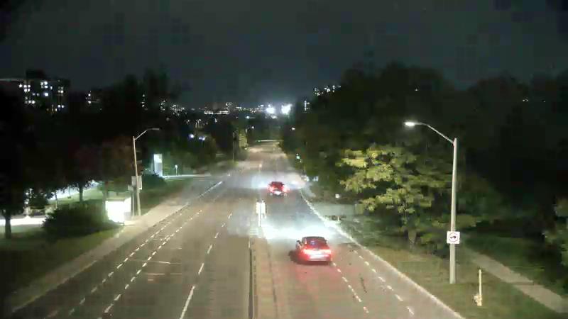Traffic camera image at 2025-09-14 00:20:41