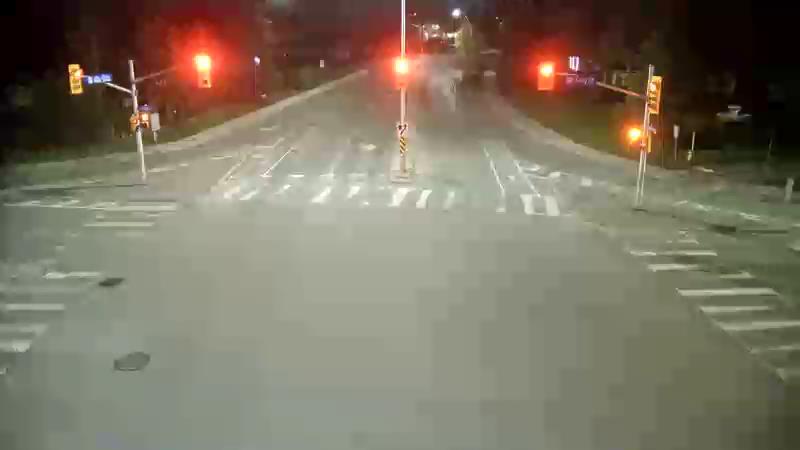 Traffic camera image at 2025-05-09 06:50:42