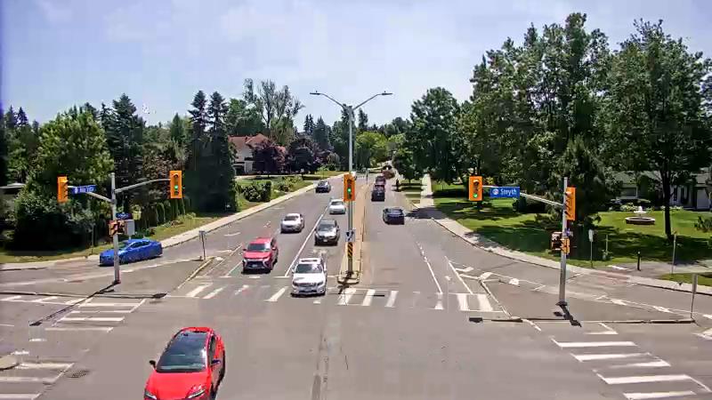Traffic camera image at 2025-06-30 17:20:56