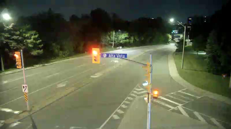 Traffic camera image at 2025-07-13 06:10:44