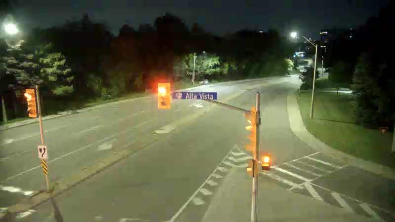 Traffic camera image at 2025-07-13 06:25:43