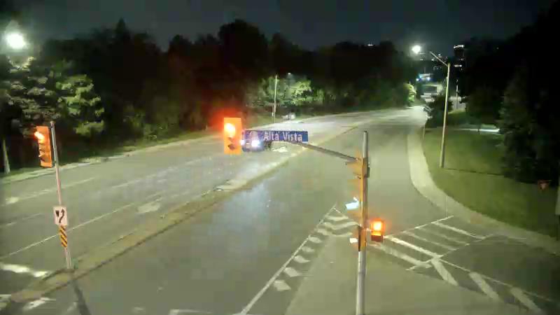 Traffic camera image at 2025-07-13 06:50:42