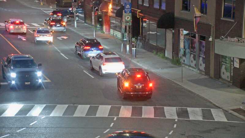 Traffic camera image at 2025-08-04 00:55:35
