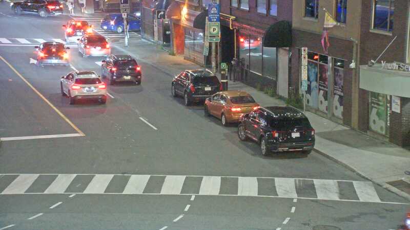 Traffic camera image at 2025-08-04 02:00:35
