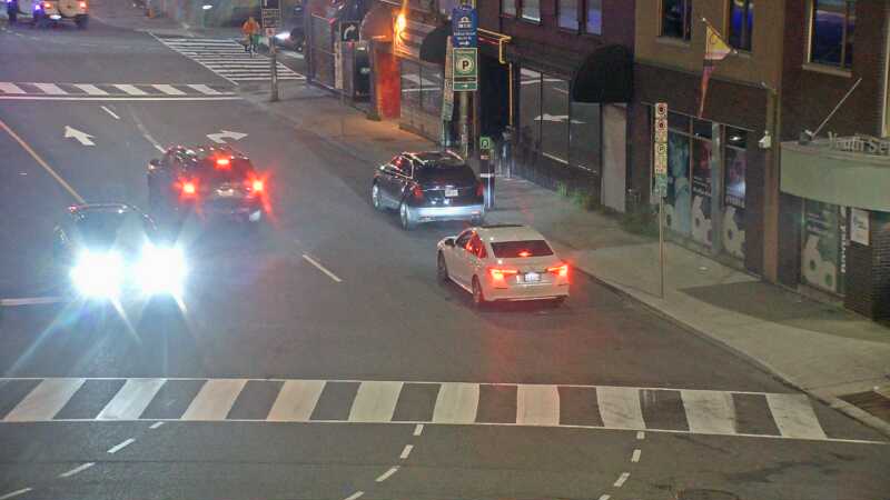 Traffic camera image at 2025-08-04 02:05:39