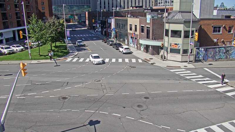 Traffic camera image at 2025-08-24 15:25:45