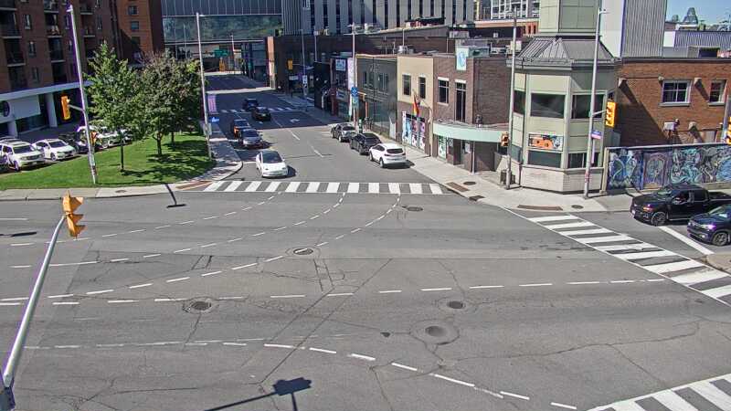 Traffic camera image at 2025-08-24 15:30:47