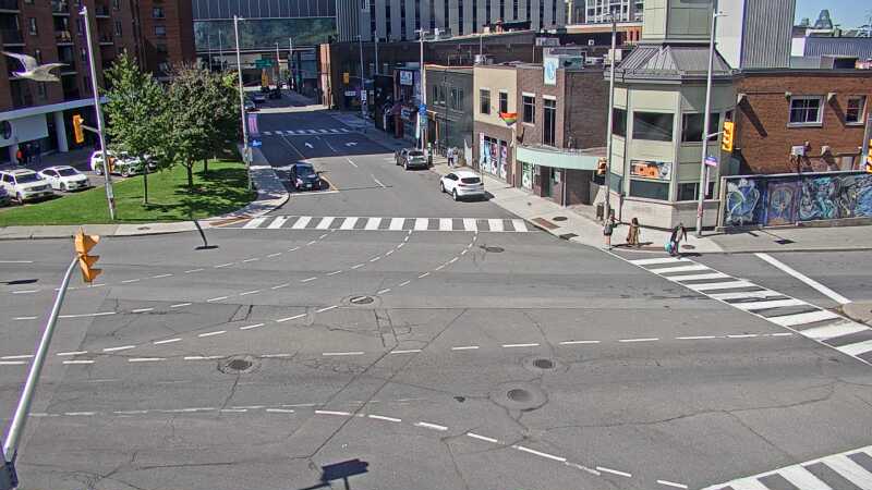 Traffic camera image at 2025-08-24 15:40:46