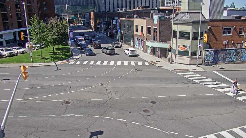 Traffic camera image at 2025-08-24 15:45:48