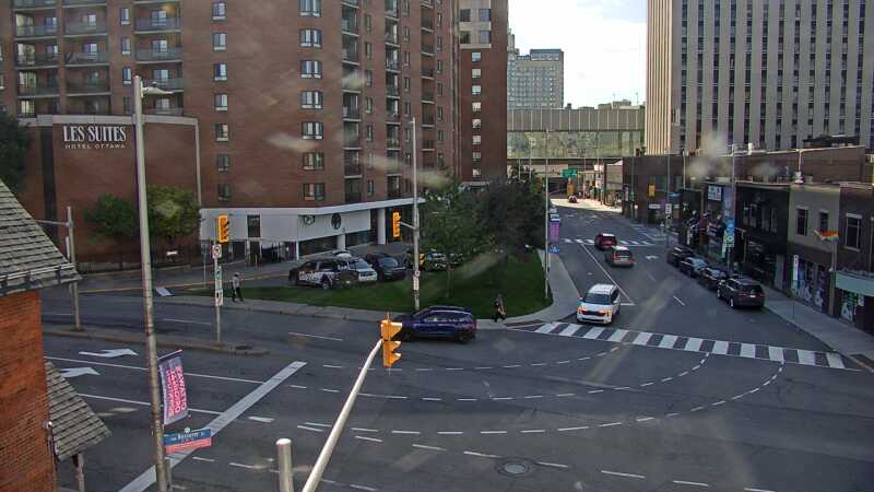 Traffic camera image at 2025-09-14 18:20:45