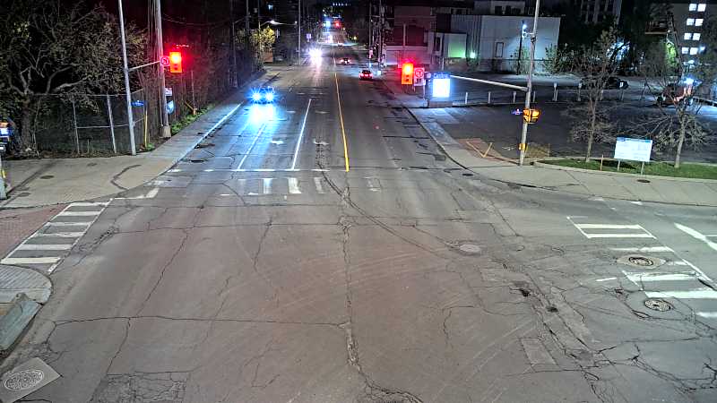 Traffic camera image at 2025-05-09 05:25:07