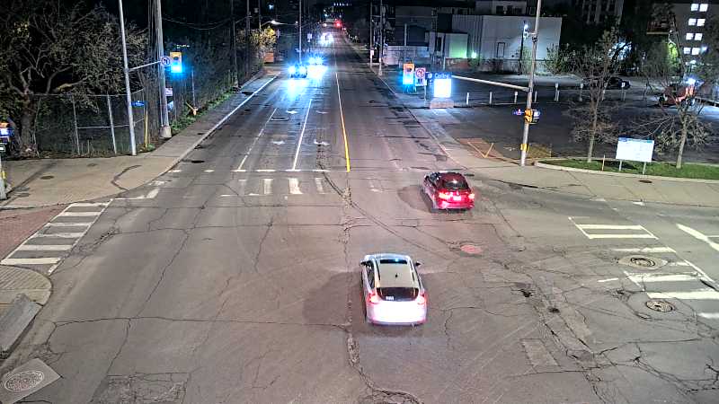 Traffic camera image at 2025-05-09 05:30:07