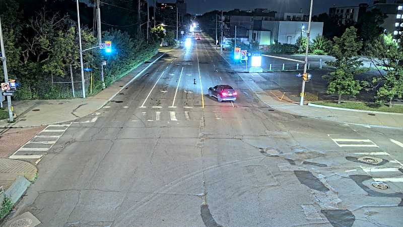 Traffic camera image at 2025-07-12 05:00:08