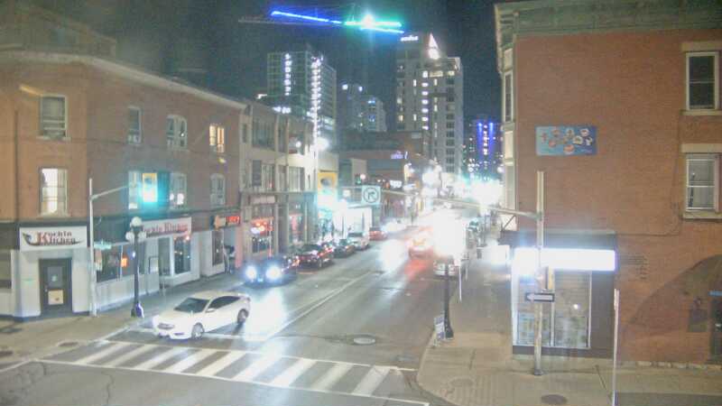 Traffic camera image at 2025-08-25 04:05:45