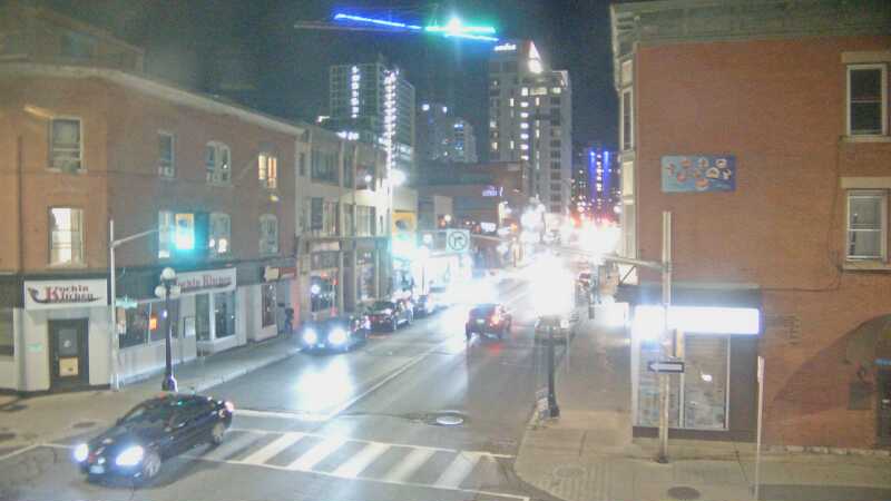 Traffic camera image at 2025-08-25 04:10:42