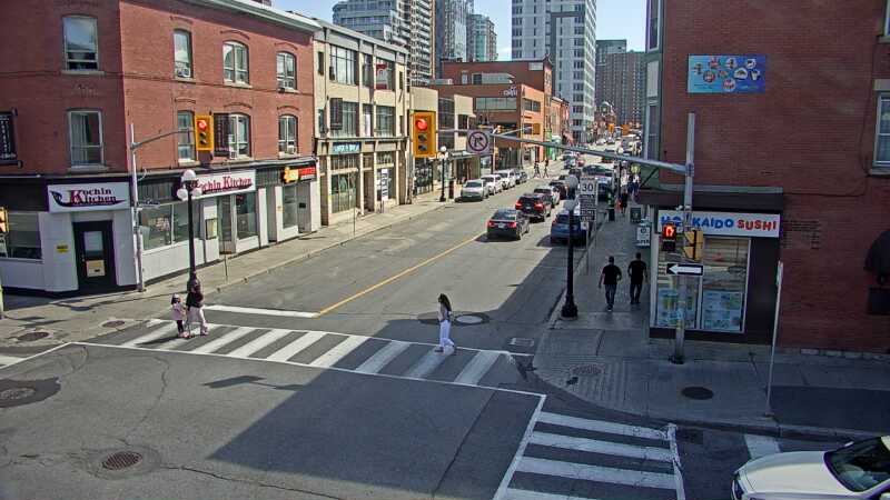 Traffic camera image at 2025-09-14 17:25:43
