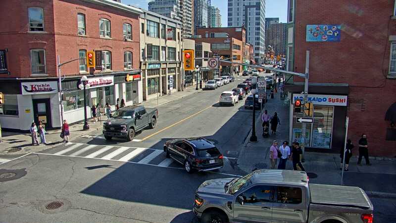 Traffic camera image at 2025-09-14 17:45:50