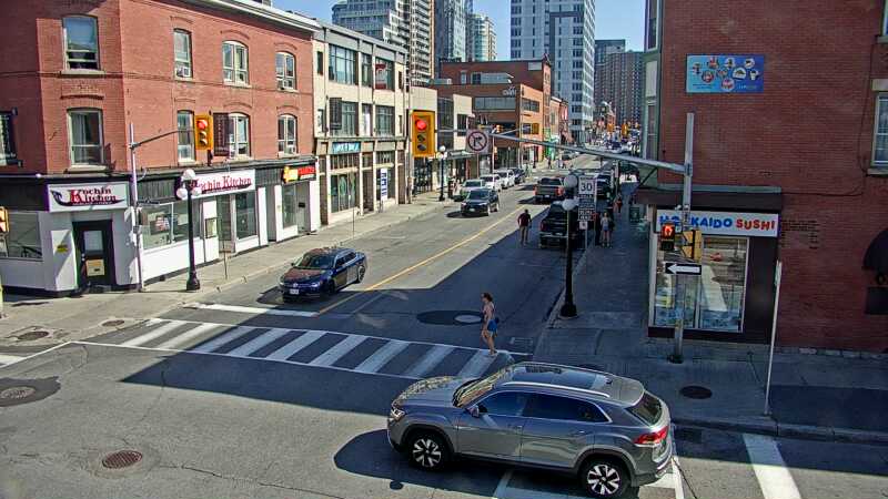 Traffic camera image at 2025-09-14 18:35:45