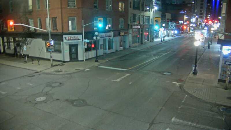 Traffic camera image at 2025-05-09 06:30:32