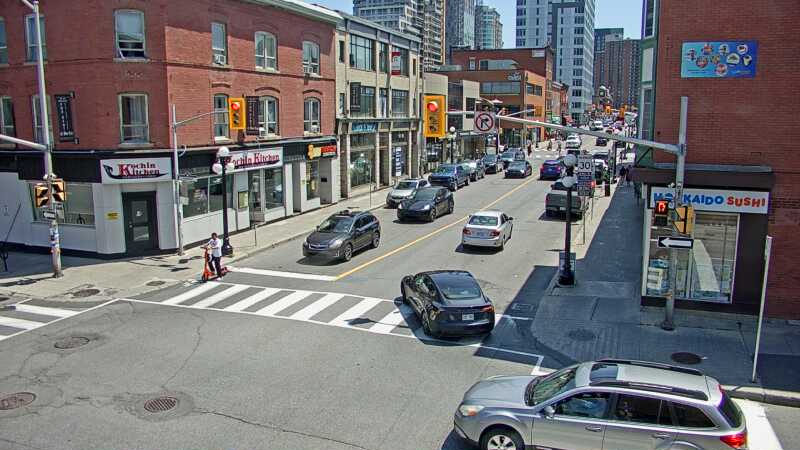 Traffic camera image at 2025-06-30 17:26:00