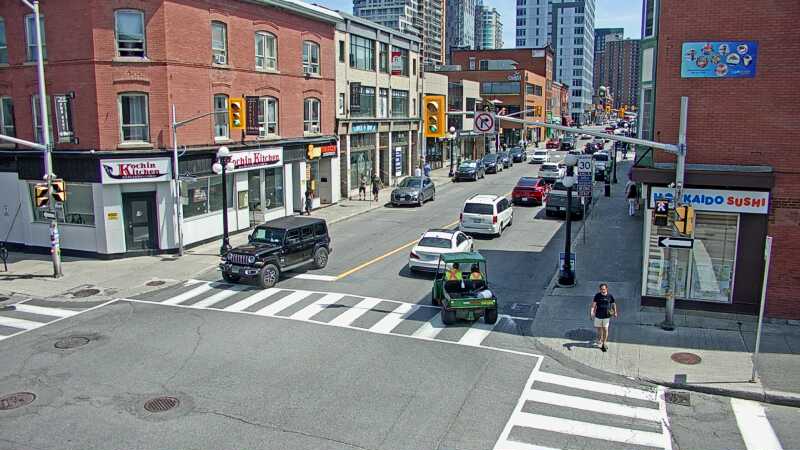 Traffic camera image at 2025-06-30 18:30:47