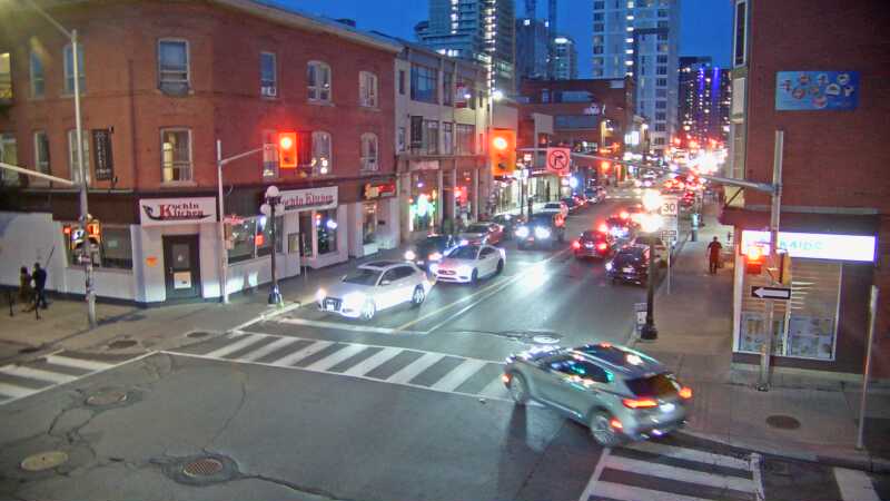 Traffic camera image at 2025-07-06 01:26:03
