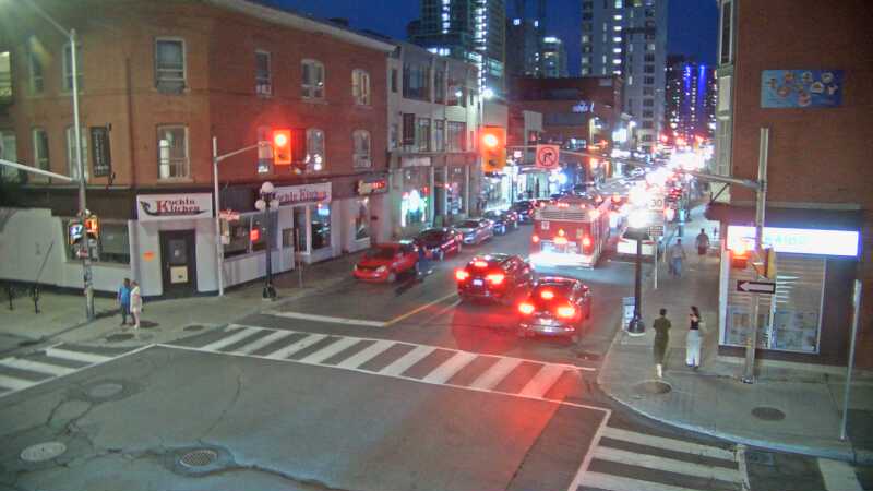 Traffic camera image at 2025-07-06 01:40:42