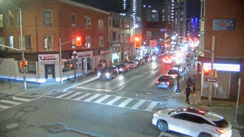 Traffic camera image at 2025-07-06 02:20:42