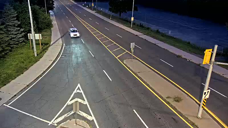 Traffic camera image at 2025-08-04 00:55:35