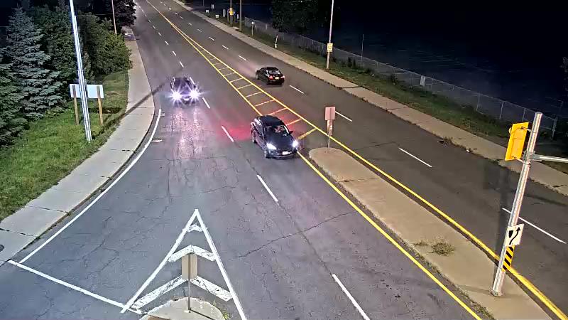 Traffic camera image at 2025-08-04 01:10:42