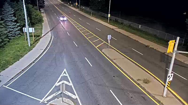 Traffic camera image at 2025-08-04 01:50:39