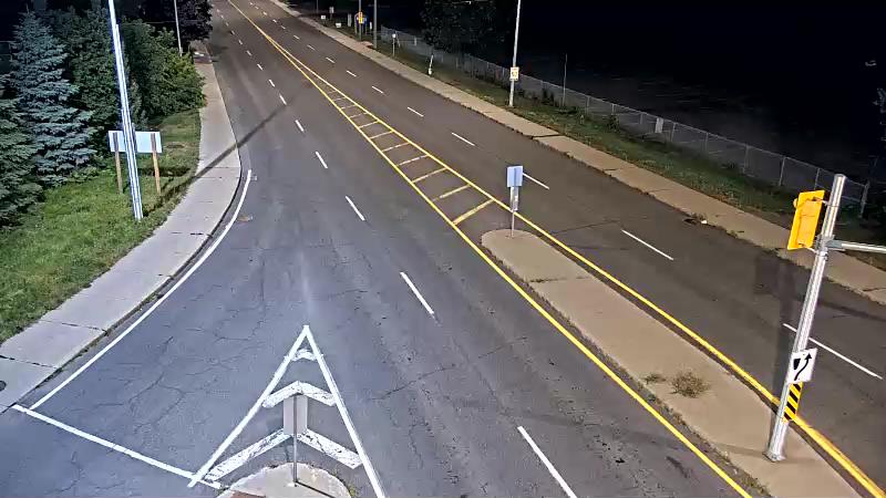 Traffic camera image at 2025-08-04 02:00:35