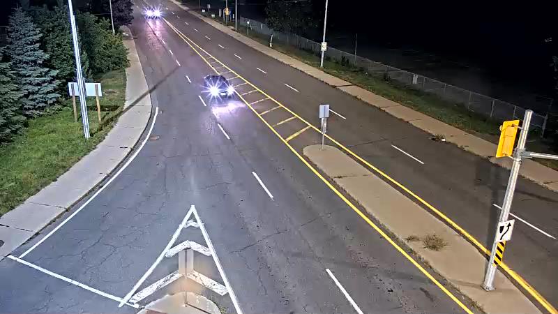 Traffic camera image at 2025-08-04 02:10:41
