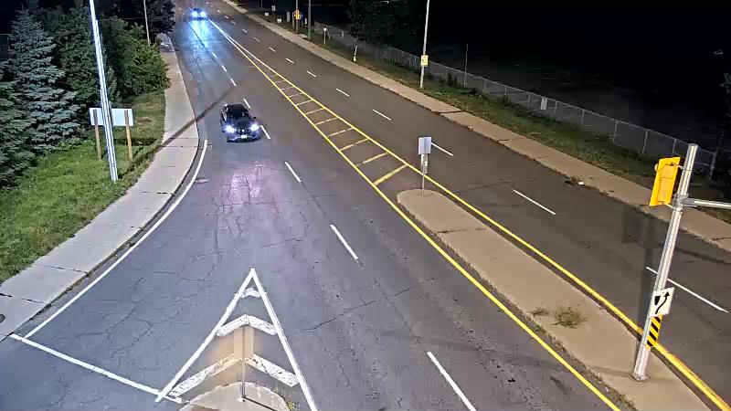Traffic camera image at 2025-08-04 02:20:42