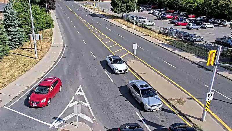 Traffic camera image at 2025-08-24 14:20:45
