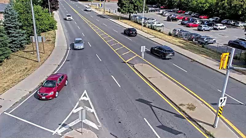 Traffic camera image at 2025-08-24 14:35:45