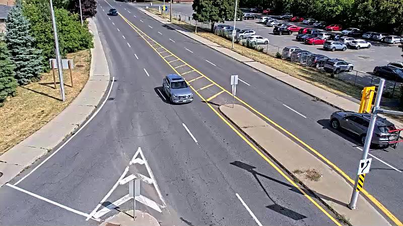 Traffic camera image at 2025-08-24 14:45:46