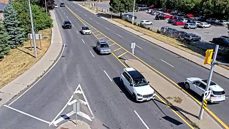 Traffic camera image at 2025-08-24 15:05:39