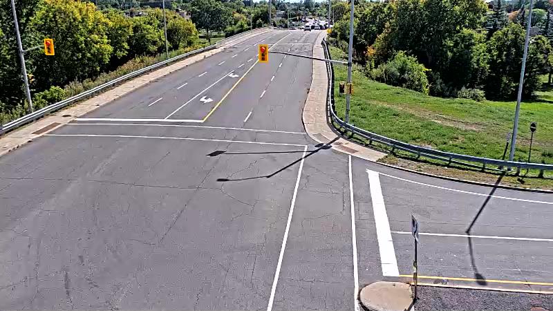 Traffic camera image at 2025-09-14 17:10:51