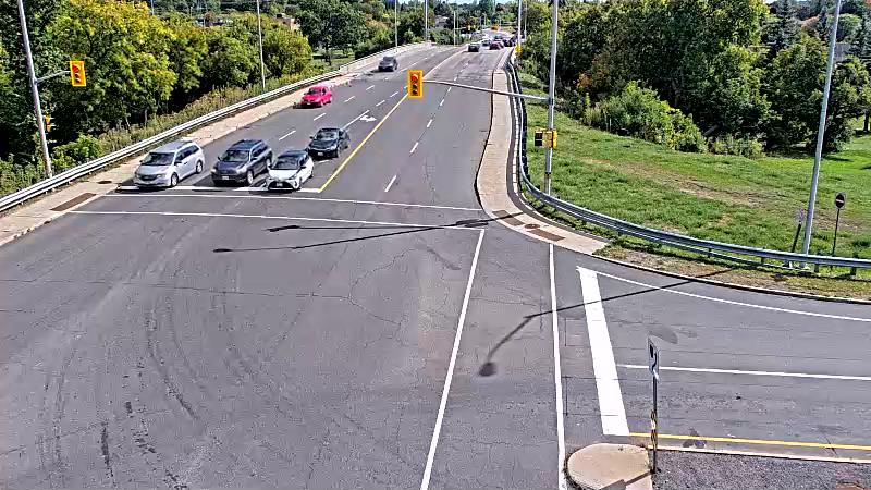 Traffic camera image at 2025-09-14 18:35:45