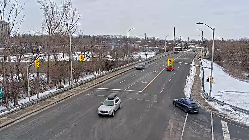 Traffic camera image at 2025-03-09 14:25:34