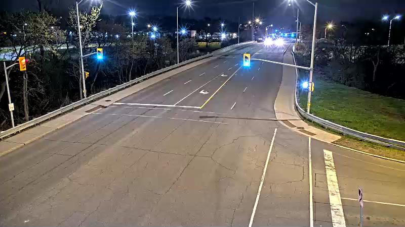 Traffic camera image at 2025-05-09 05:55:29