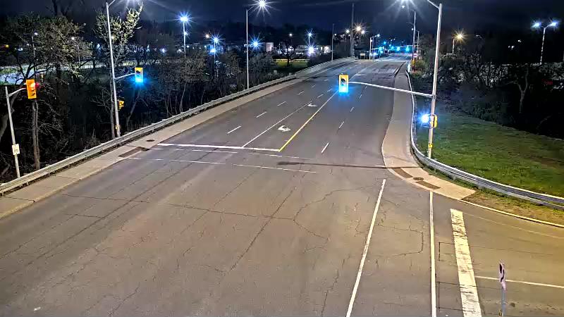Traffic camera image at 2025-05-09 06:05:32