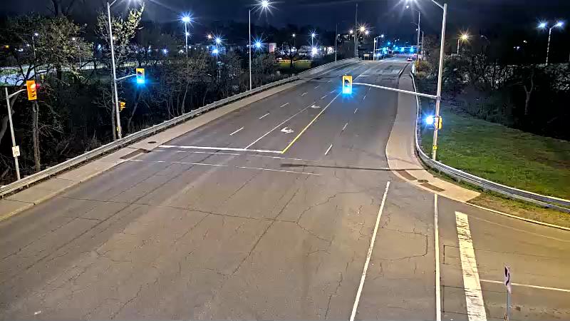 Traffic camera image at 2025-05-09 06:10:29