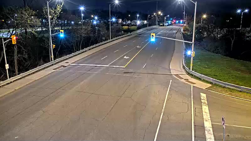 Traffic camera image at 2025-05-09 06:25:31