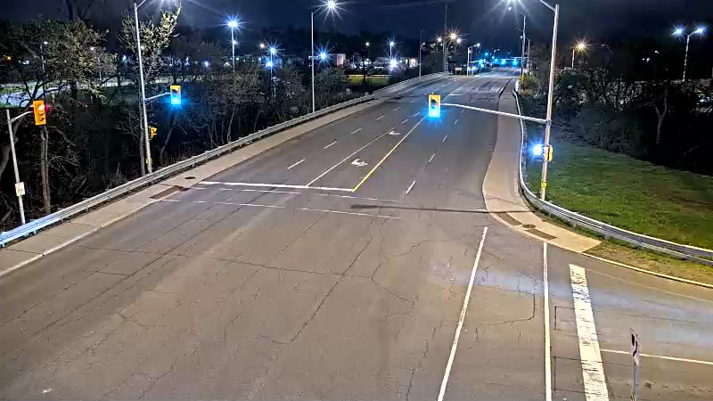Traffic camera image at 2025-05-09 06:50:42